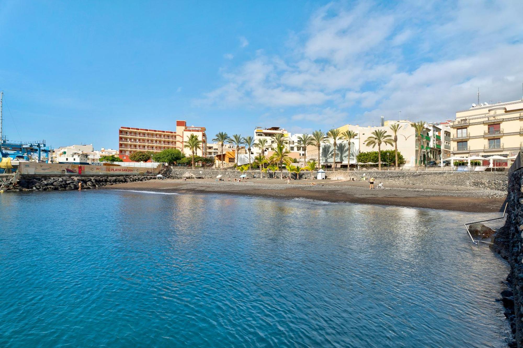 La Casa De Tina Villa Playa de San Juan  Dış mekan fotoğraf